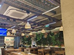 -云阿蛮云南生烫牛肉米线(奉贤路店)