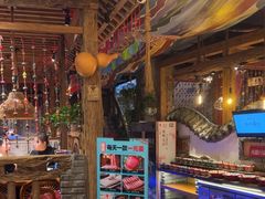 -老牌坊云南鱼豆花火锅(爱建店)