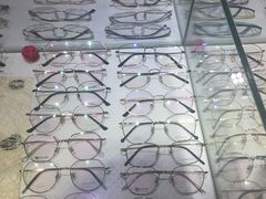 -潘多拉眼镜·蔡司依视路明月(潘家园店)