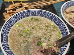 -崇德楼水盆牛羊肉泡馍馆(文艺路店)
