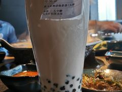 大红袍珍珠奶茶-湊湊火锅·茶憩(磐基中心店)