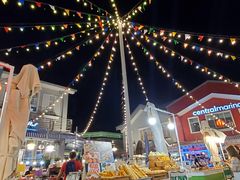 -滨海尚泰美食广场