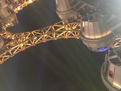 -影汇之星8字形摩天轮