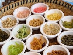 -包整·丝娃娃(一览甲秀楼风景店)