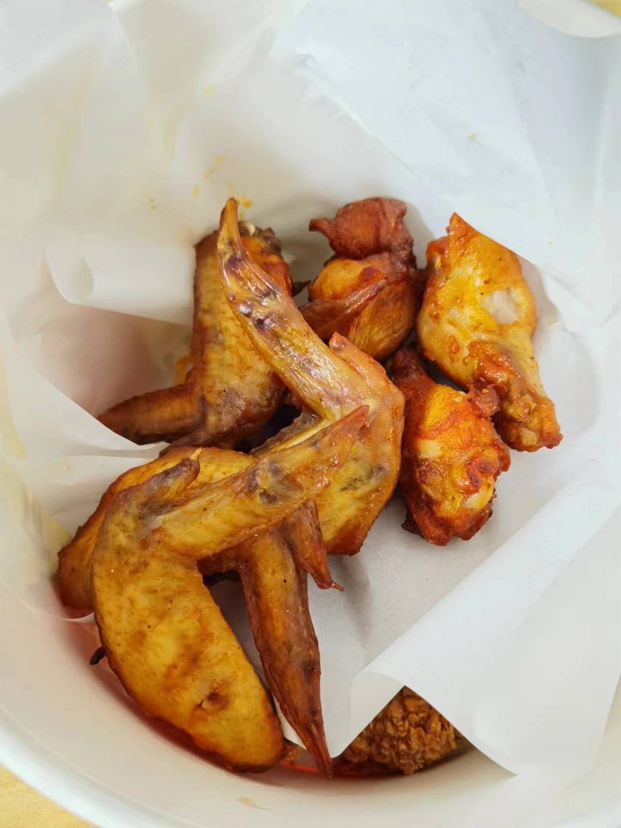 奥尔良鸡翅kfc十翅一桶