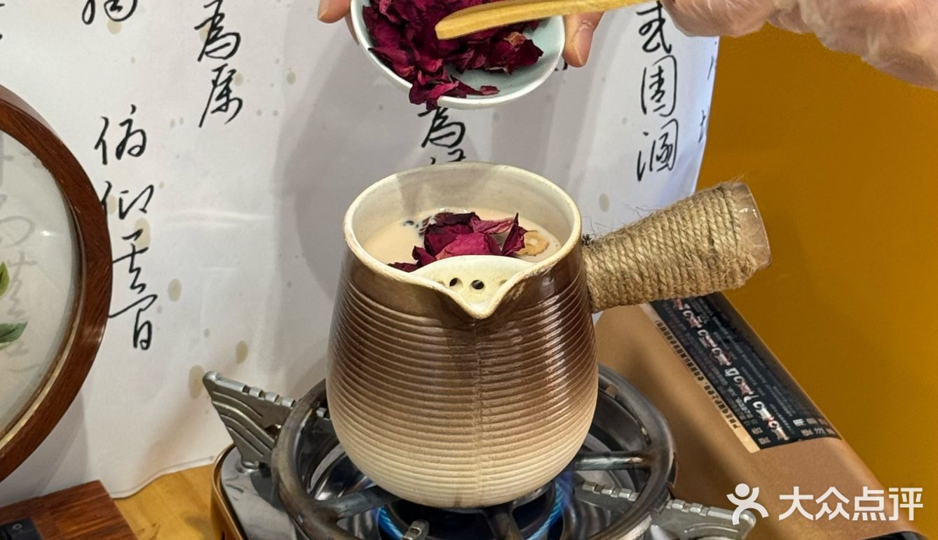南京的！！谁懂这一桌含金量….
