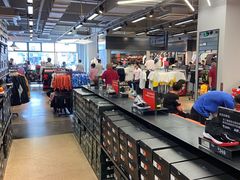 -NIKE上海青浦优选体验店