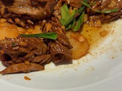 -闫府私房菜·老字号(恒隆店)