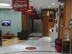 -雅悦齿科(顾村公园店)