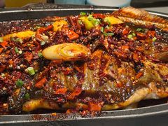 -江边城外烤全鱼(世茂广场店)