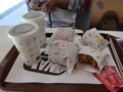 -华莱士·全鸡汉堡(艳粉店)