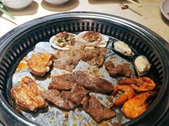 -牛太郎时尚自助烧烤