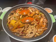 -多嘴超级肉蟹煲(中街恒隆故宫店)