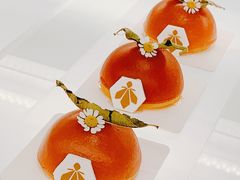 镜面白桃马鞭草-潮一不贰·法式甜品·生日蛋糕·西式简餐(外滩店)