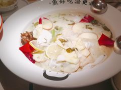 -江渔儿酸菜鱼(曜一城店)