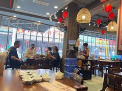 -谢老五跷脚牛肉·非遗传承店