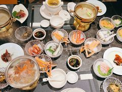 -半岛翡丽海鲜自助餐厅(观风亭店)