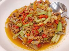 小炒黄牛肉-饭怕鱼·黄焖鲟龙鱼(湖大店)