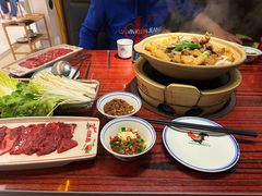 -沙胆彪炭炉牛杂煲(上海日月光广场店)