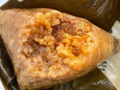 蛋黄肉粽-凤英特色包子(浮桥店)
