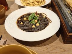 -耶里夏丽·新疆菜·28年喀什老馆(田林东路店)