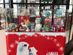 零售区-东方明珠·可口可乐欢乐餐厅