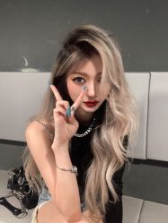 -东秀护肤造型