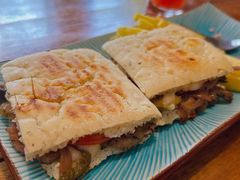 -蓝壁虎咖啡酒馆