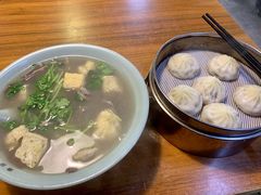 -金原鸭血粉丝汤·汤包·脆皮烤鸭(南京博物院店)