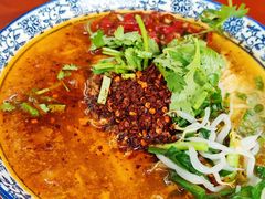 -巍山火巴肉饵丝(大理古城店)