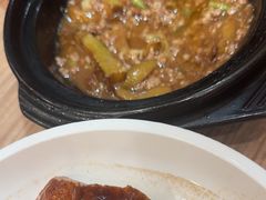 烧肉拼烧鸭-永記粤菜·五指毛桃花雕鸡煲(九亭店)