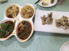 iphone_upload_pic-清真·胖妈妈手抓餐厅(定西路长城宾馆店)