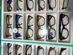 -华彬眼镜专业渐进配镜(潘家园店)