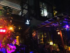 -城墙外BAR