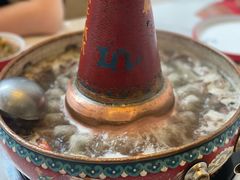-毛辣果·贵州红酸汤牛肉火锅(西单店)