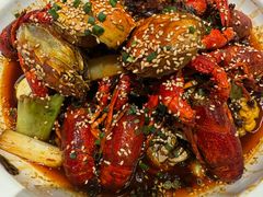 -肥肥虾庄·金牌油焖大虾(东湖欢乐谷店)
