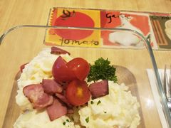 -必胜客(WOW中心城店)
