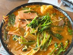 -肥汁米蘭香港米线(定西路店)