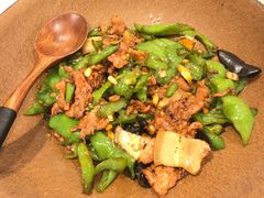 -丹江口渔村·湘味厨房(桃园店)