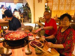 -白乐天毛肚火锅馆(解放碑店)