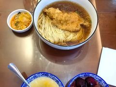 -百年老字号·观振兴蟹黄面·三虾面·苏式面(观前街富仁坊巷店)