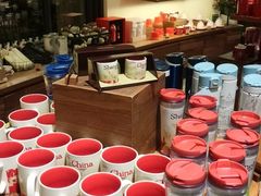 自助调料区-星巴克(迪士尼小镇店)