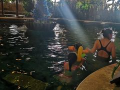 -泉城欧乐堡戏水湾艺术养生温泉