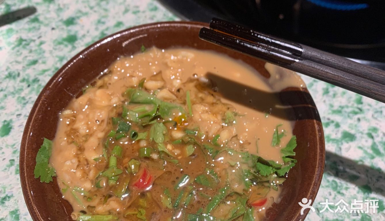 下雨天·最适合当然是火锅辣[加油]