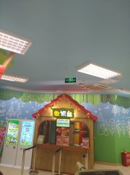 -莫莉幻想儿童乐园(哈尔滨王府井店)