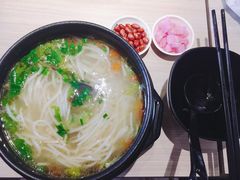 -苗乡米线(建军路店)
