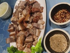-乔家小院•非遗驴肉•青岛菜(滨河路店)