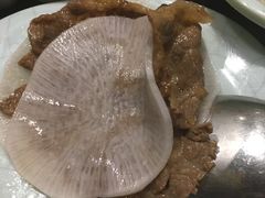 腌萝卜片-猪啊牛呀羊啊铜盘烤肉(正大广场店)
