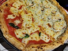 双拼披萨-Primo·丽莫意大利窑烤披萨