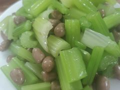 -宝瑞门钉肉饼店